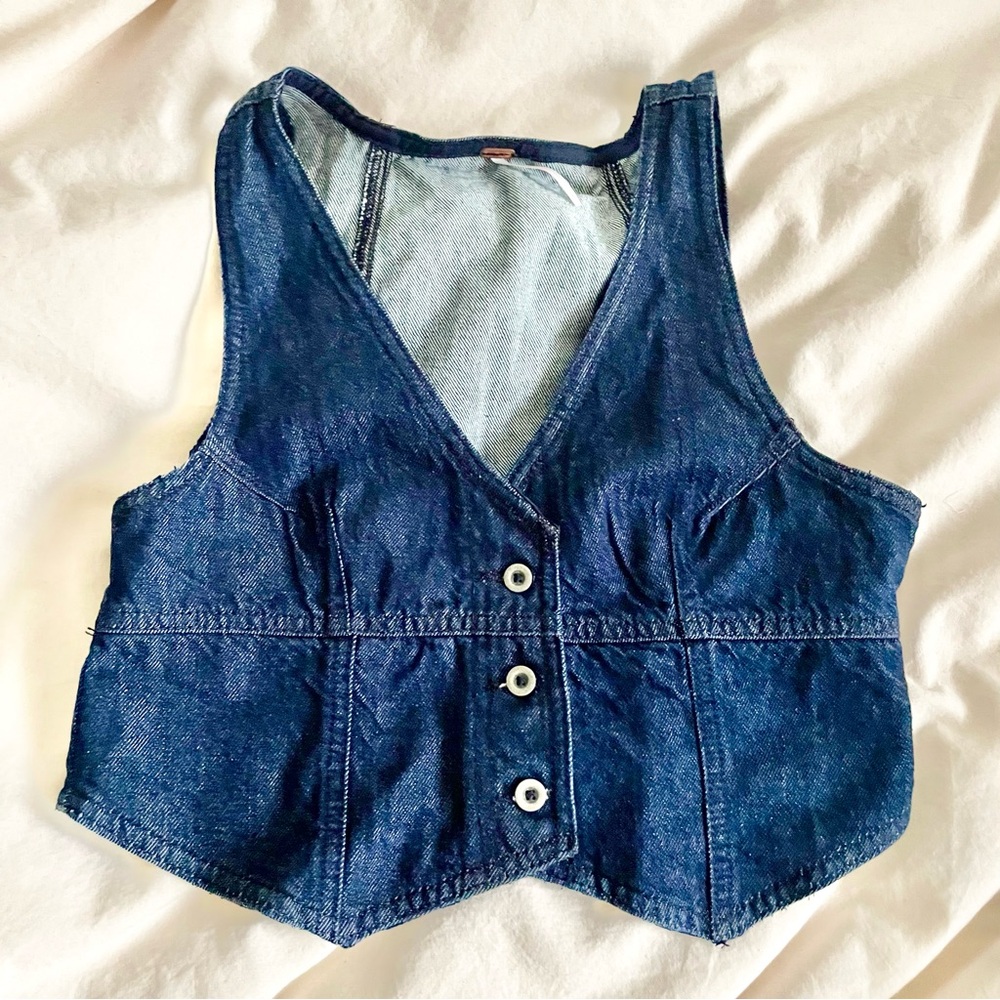 FREE PEOPLE Scout Denim Skirt Set Cropped Vest Top Dark Indigo Women's Size 4 6 - Picture 3 of 12